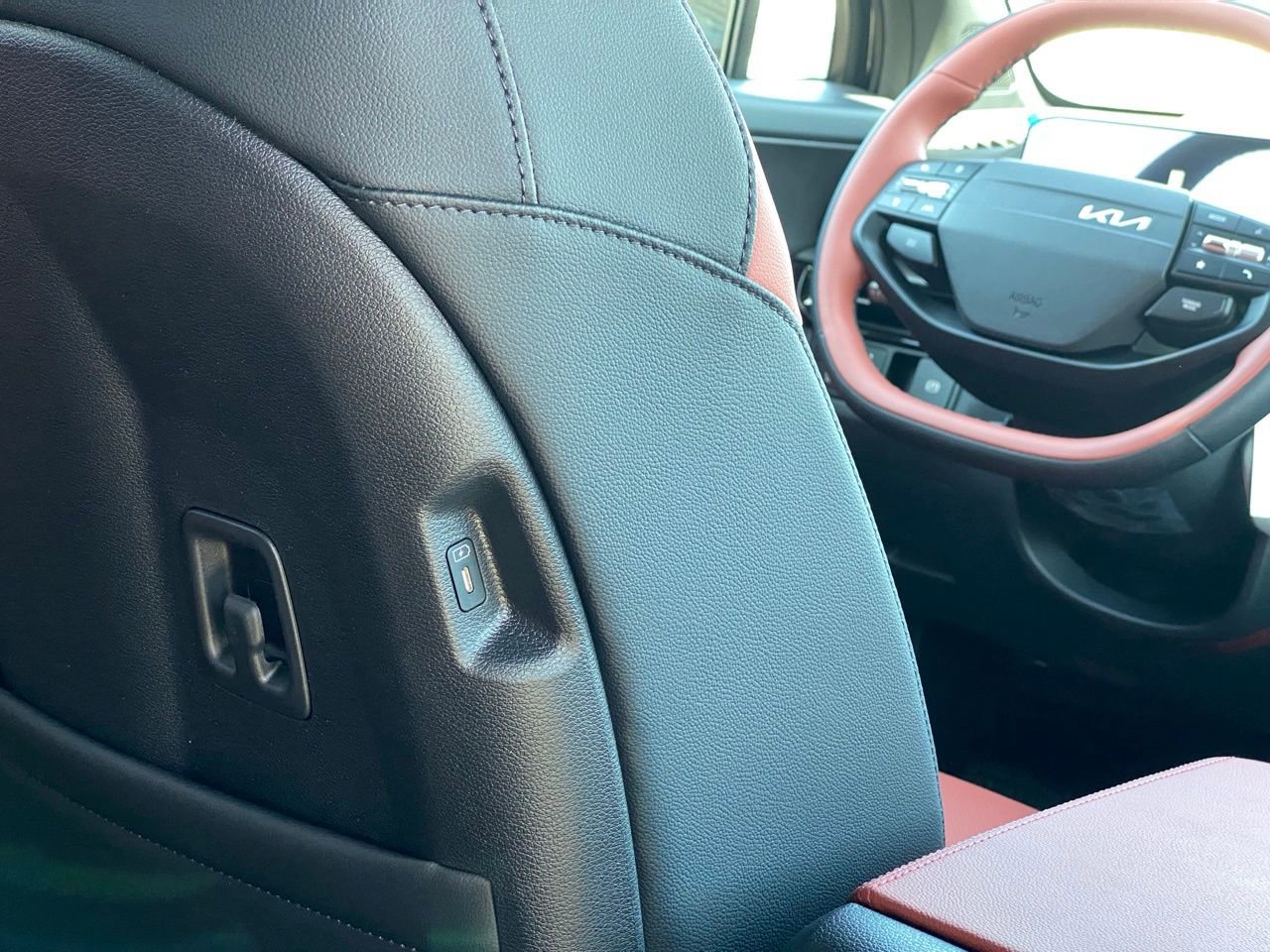 New 2026 Kia Sportage SX Prestige image 23