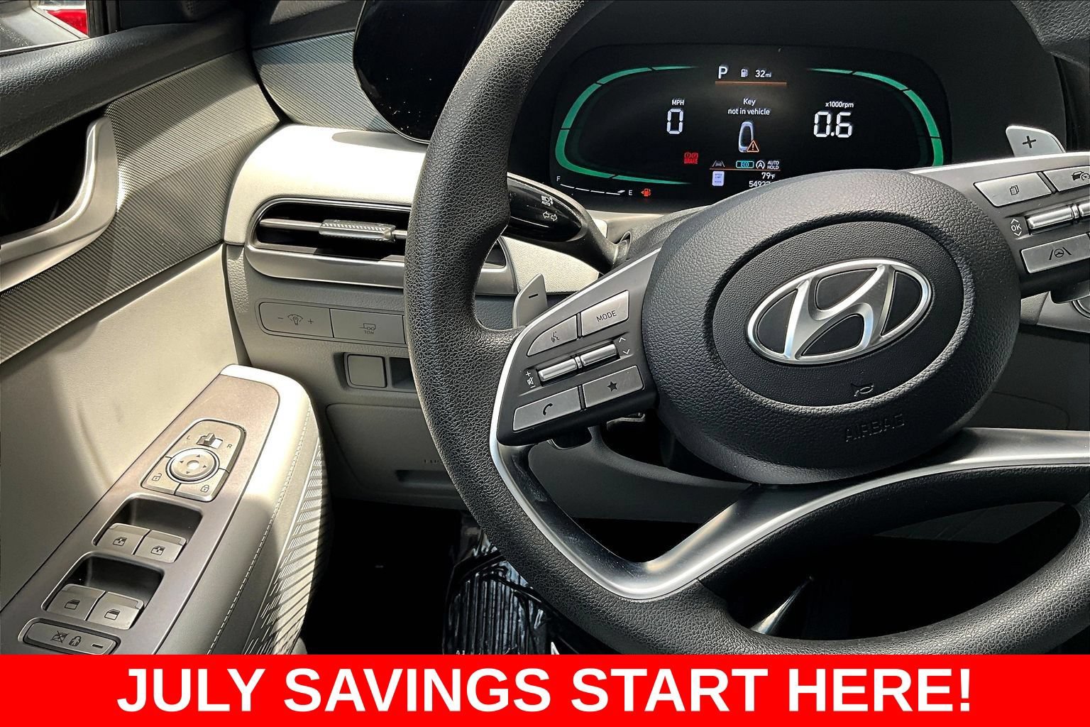 Used 2023 Hyundai Palisade SE AWD/4WD image 15