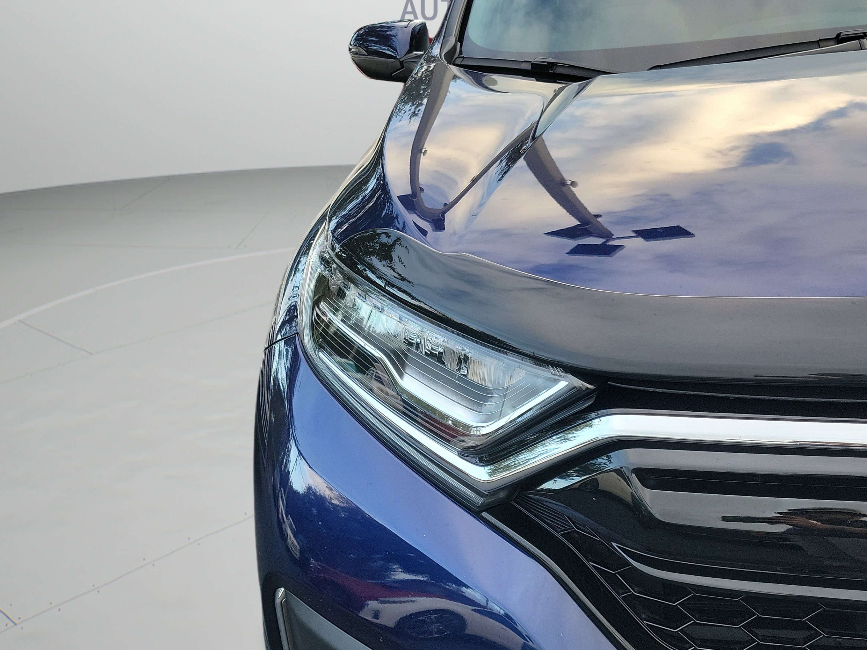 Used 2020 Honda CR-V Touring image 14