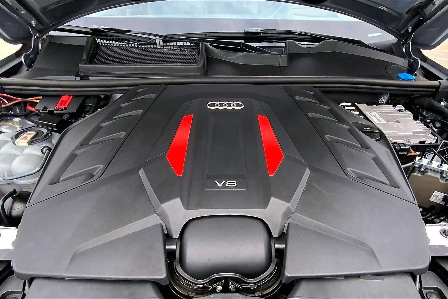 Used 2021 Audi SQ7 Prestige AWD/4WD image 31