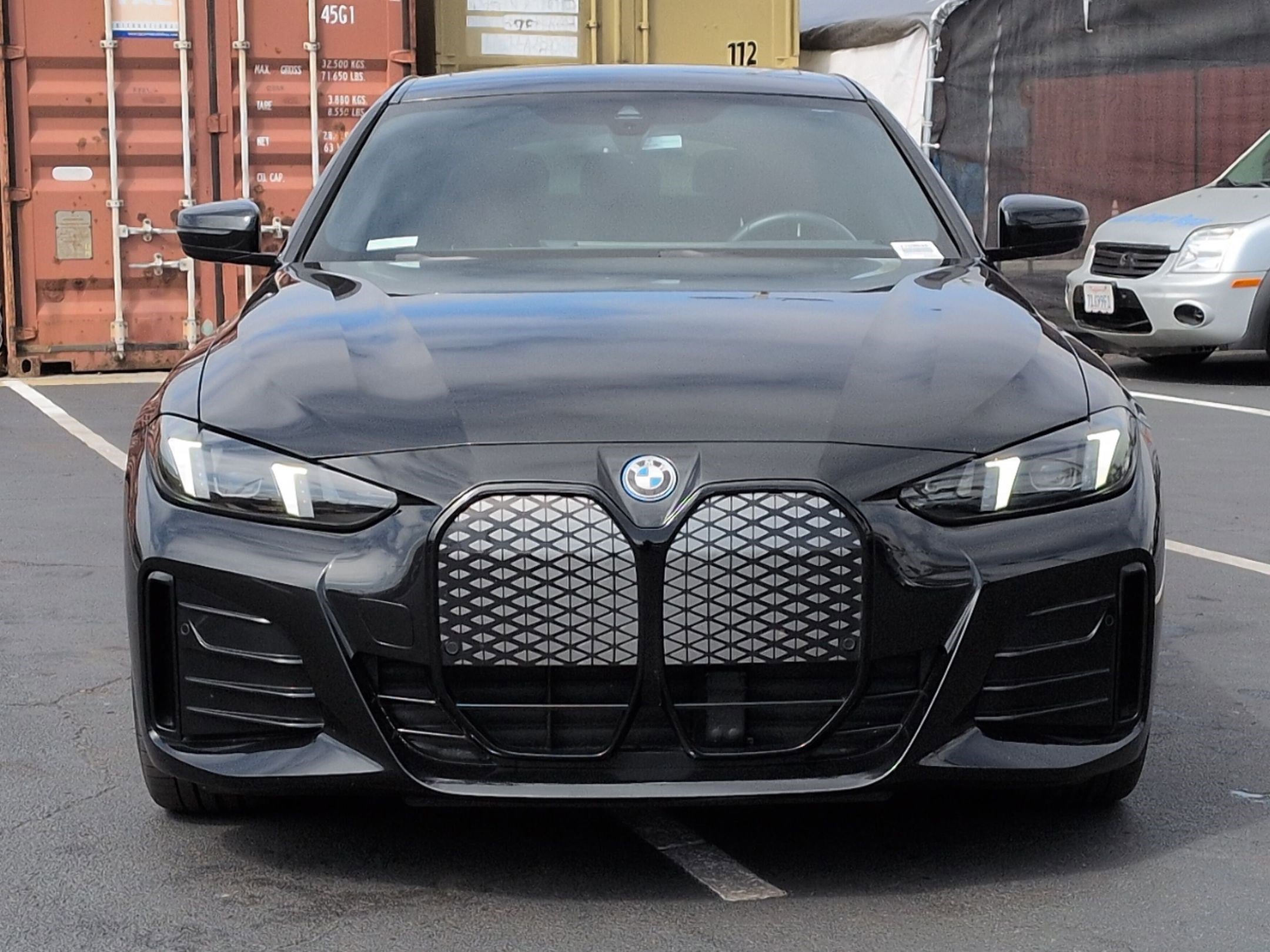 Certified 2025 BMW i4 eDrive40 w/ M Sport Package RWD image 3