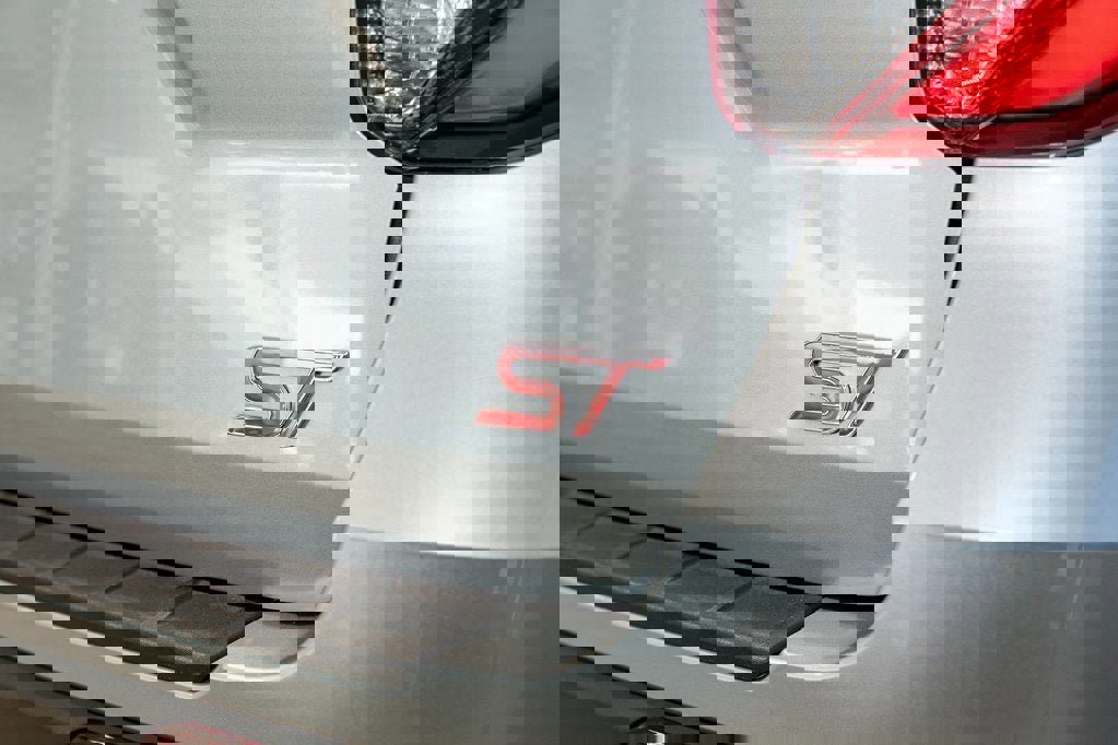 Used 2023 Ford Explorer ST w/ Equipment Group 401A image 10