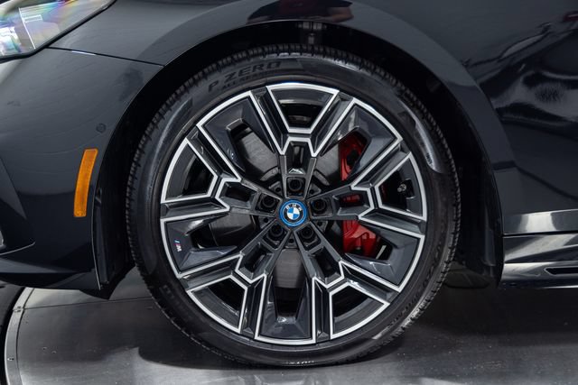 Used 2025 BMW i5 xDrive40 w/ M Sport Package AWD/4WD image 25