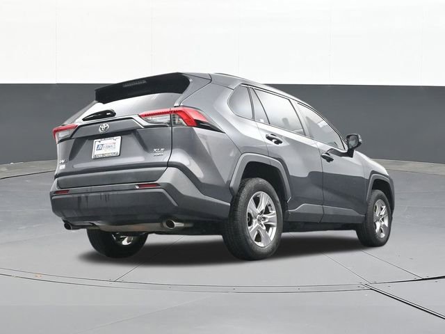 Used 2022 Toyota RAV4 XLE AWD/4WD image 50
