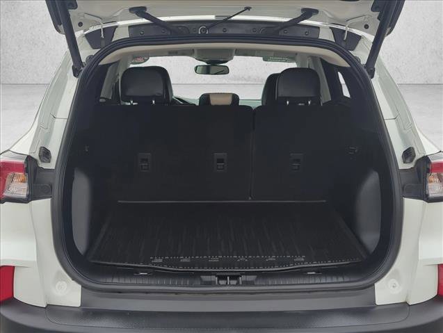 Certified 2022 Ford Escape Titanium image 6