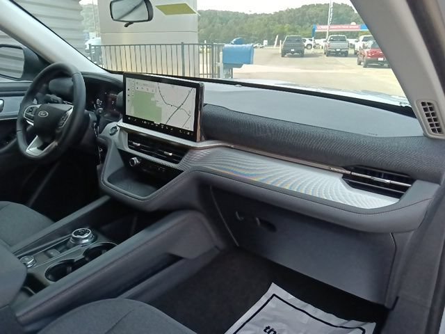 New 2026 Ford Explorer Active RWD image 36