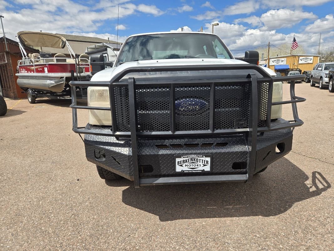 Used 2015 Ford F250 XL w/ Power Equipment Group AWD/4WD image 3