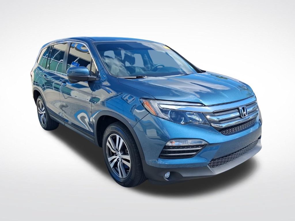 Used 2017 Honda Pilot EX image 3