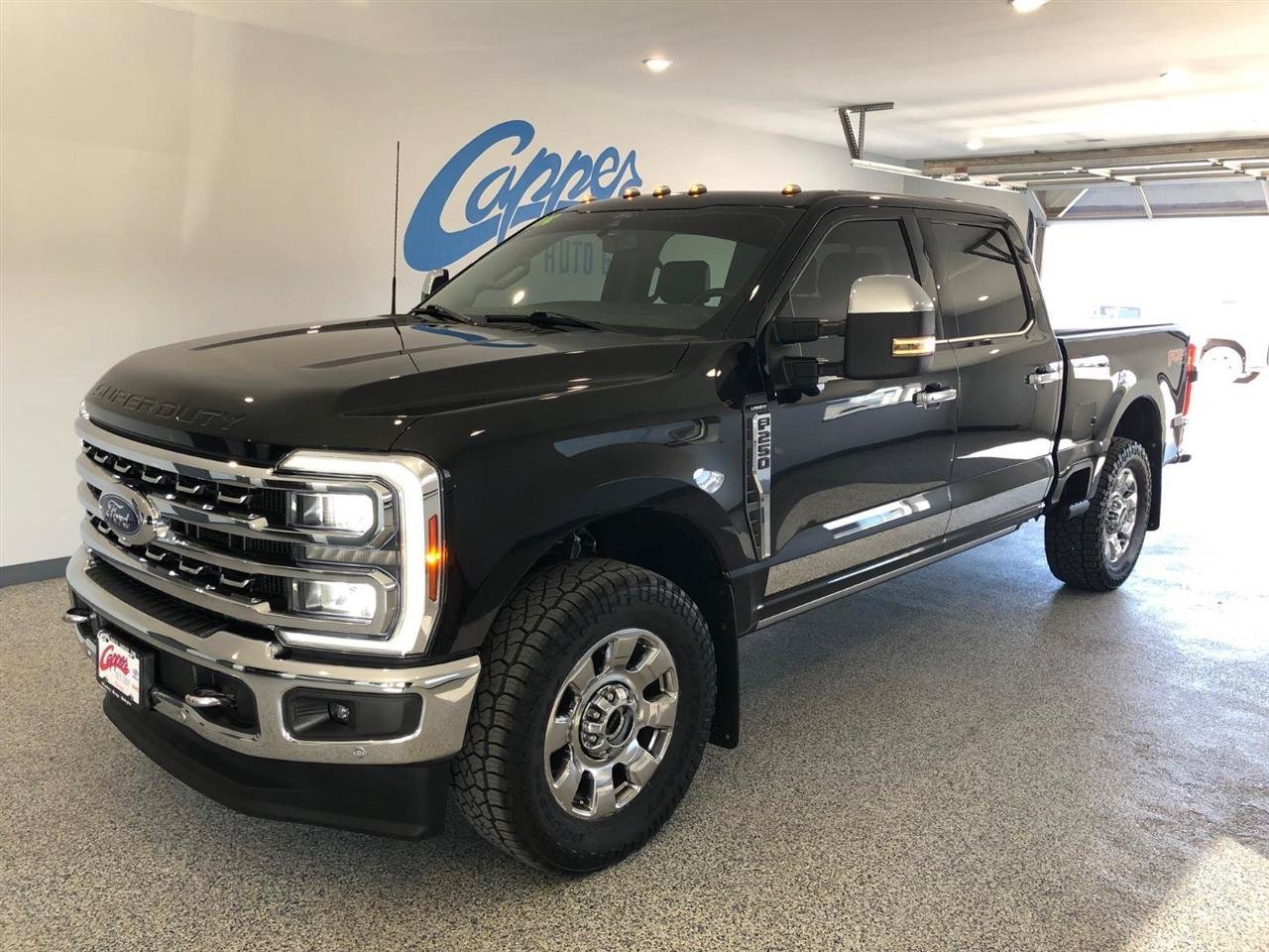 Used 2024 Ford F250 Lariat w/ Lariat Ultimate Package AWD/4WD image 1