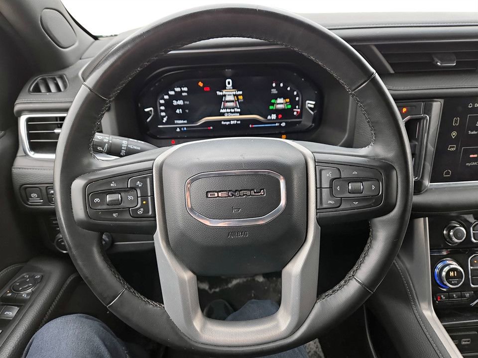 Used 2023 GMC Yukon Denali image 14