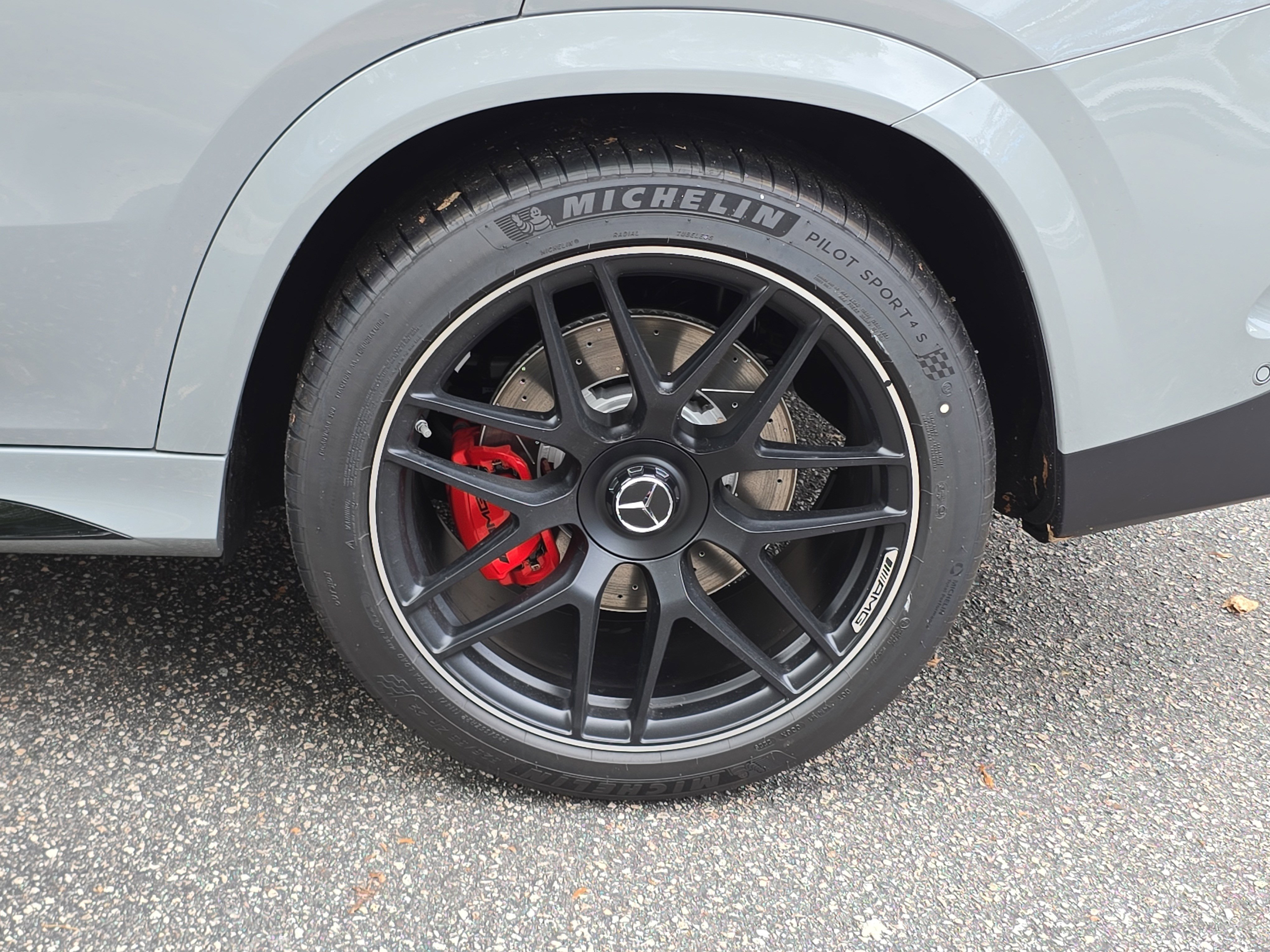 New 2026 Mercedes-Benz GLE 63 AMG S image 34