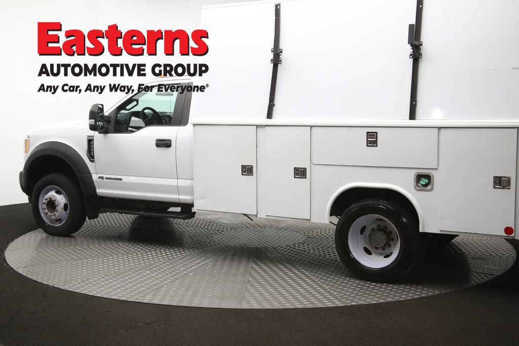 Used 2017 Ford F550 2WD Regular Cab Super Duty image 64