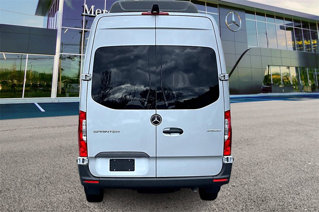New 2025 Mercedes-Benz Sprinter 2500 video 4