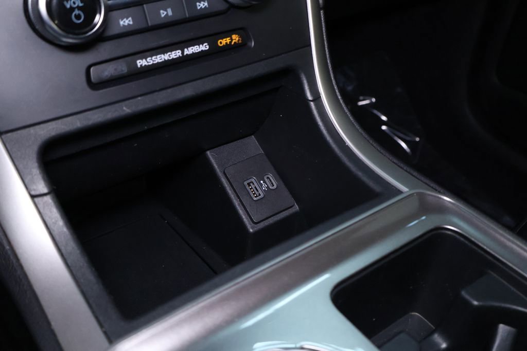 Used 2024 Ford Edge SEL image 30