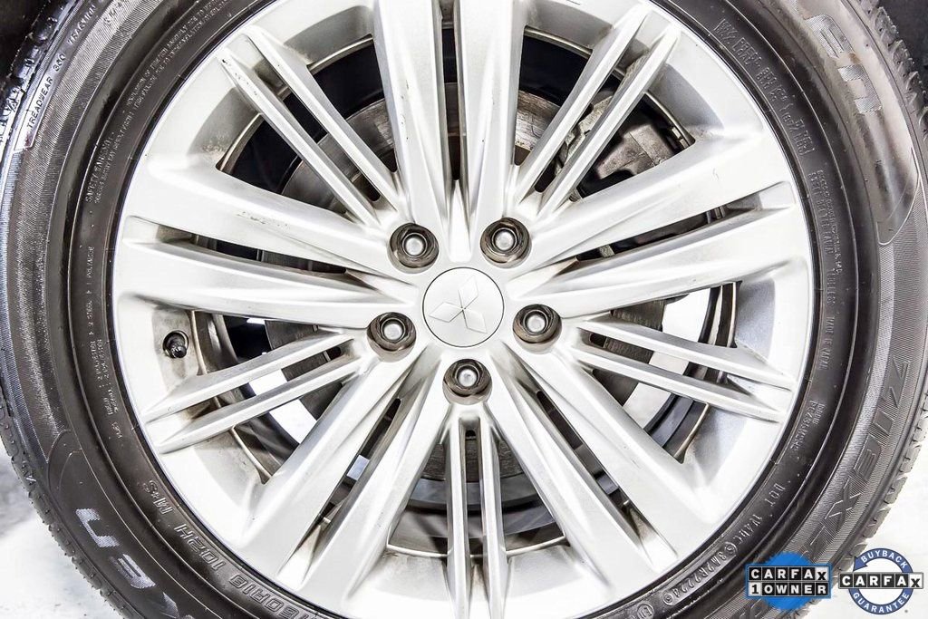 Used 2024 Mitsubishi Outlander ES image 40