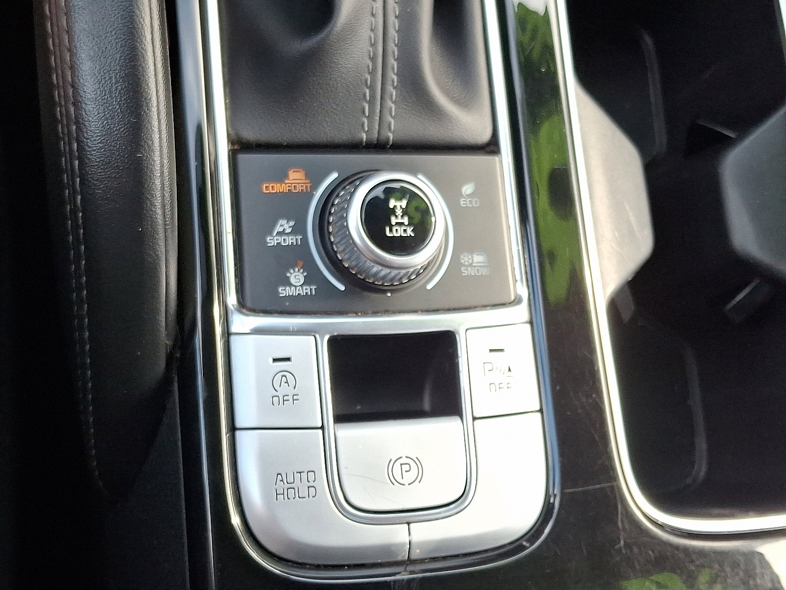 Certified 2022 Kia Telluride EX w/ EX Premium Package image 27