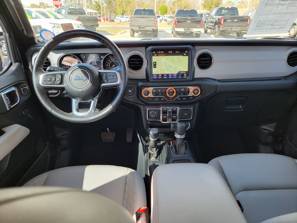 Used 2021 Jeep Gladiator Overland image 14