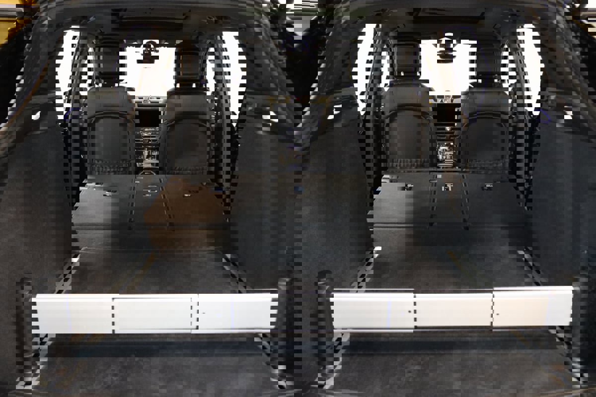 Used 2020 Porsche Macan image 78