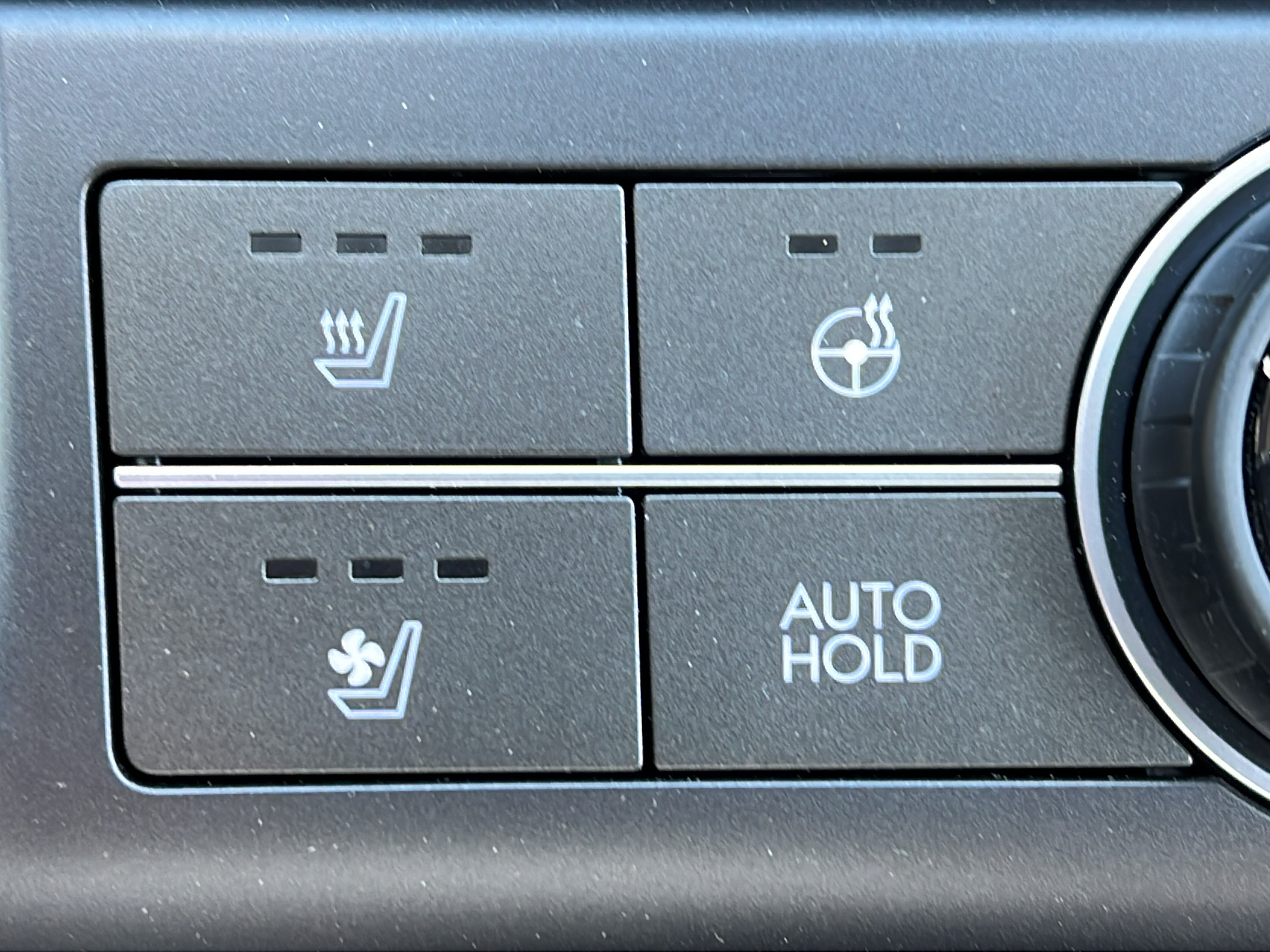 Certified 2025 Hyundai Kona Limited FWD image 20