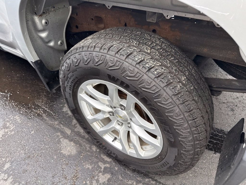 Used 2019 Chevrolet Silverado 1500 LT w/ All-Star Edition AWD/4WD image 24