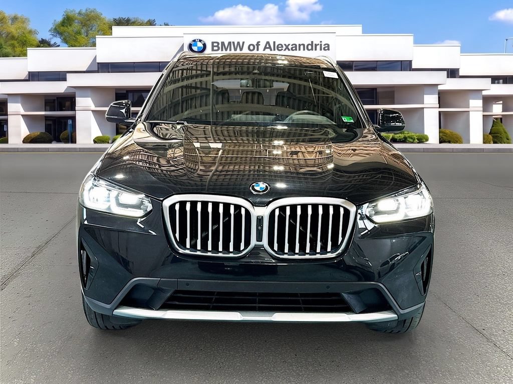Used 2023 BMW X3 xDrive30i w/ Premium Package w/ZPA AWD/4WD image 2
