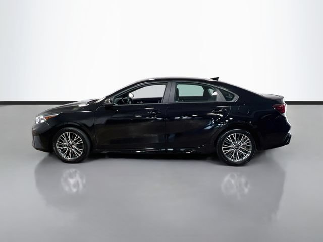 Certified 2024 Kia Forte GT-Line FWD image 4