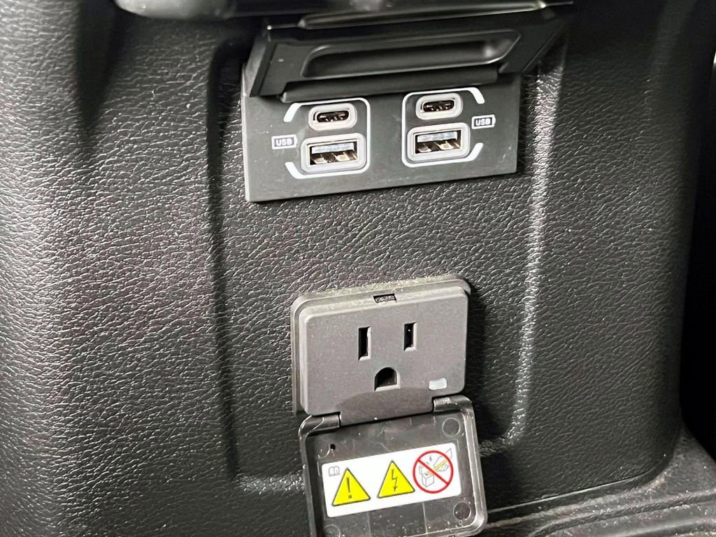 Certified 2025 Jeep Wrangler Sahara image 14