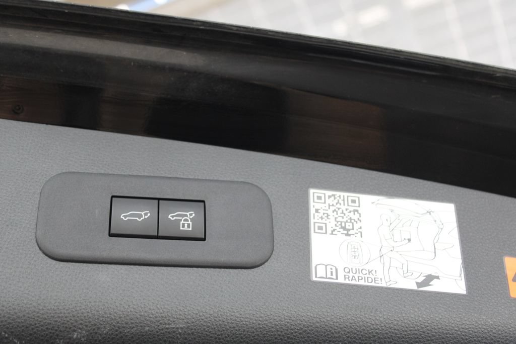 Certified 2025 Toyota Crown Signia AWD/4WD image 62