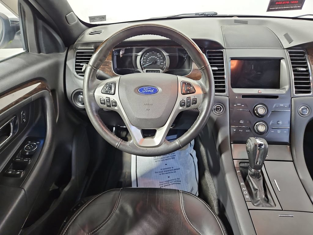 Used 2016 Ford Taurus Limited FWD image 14