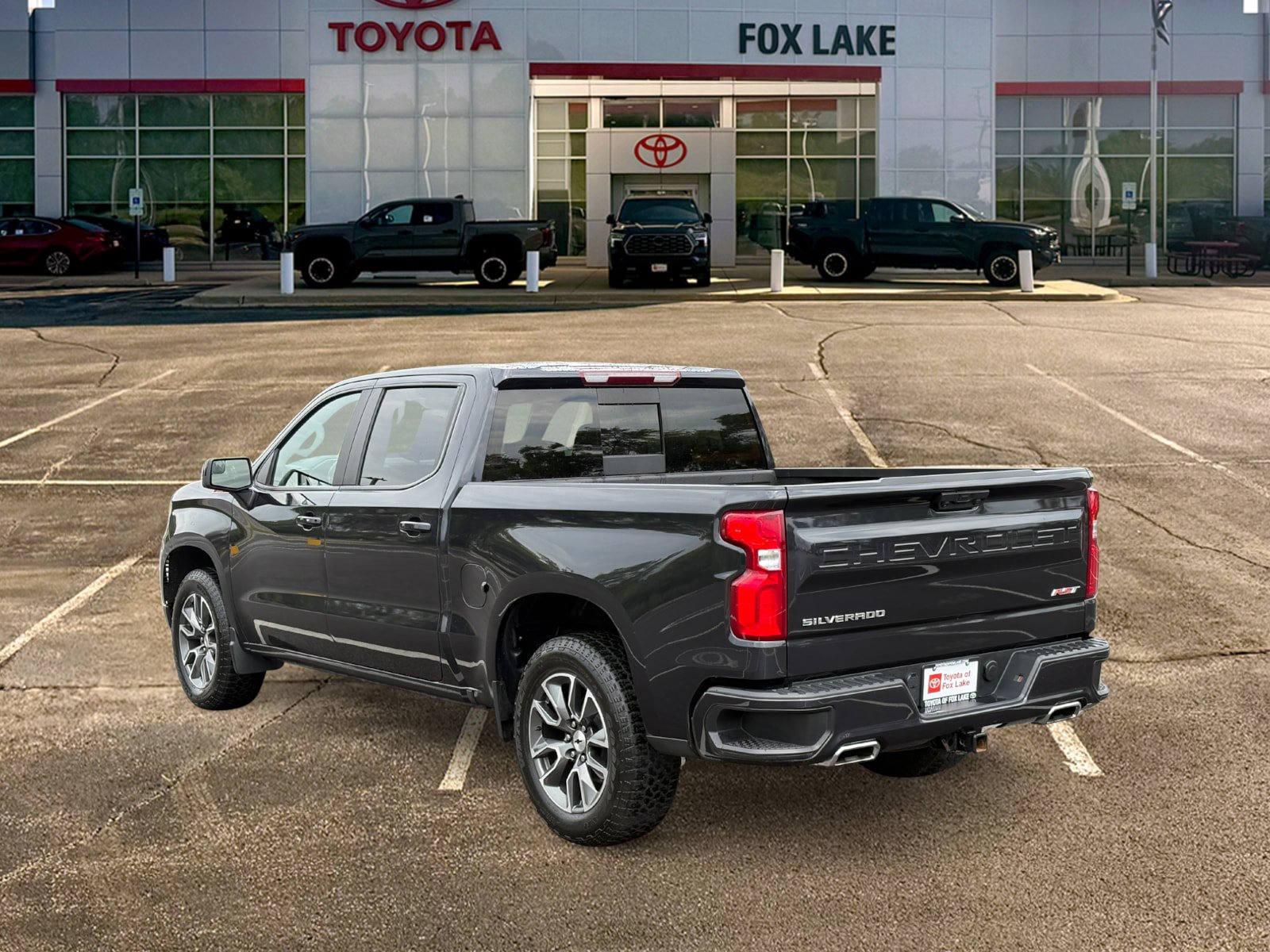 Used 2024 Chevrolet Silverado 1500 RST w/ Convenience Package II AWD/4WD image 4