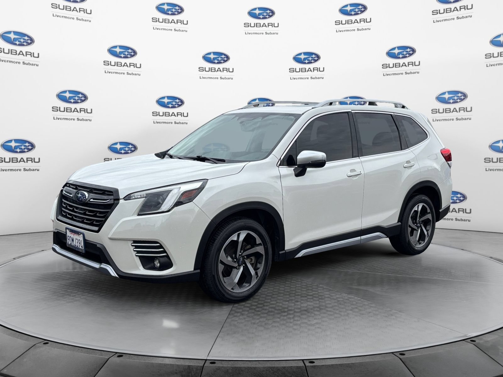 Used 2022 Subaru Forester Touring w/ Popular Package #2 AWD/4WD image 2