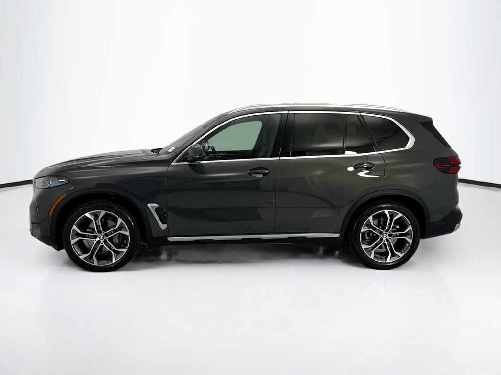 Used 2026 BMW X5 sDrive40i w/ Climate Comfort Package RWD image 8