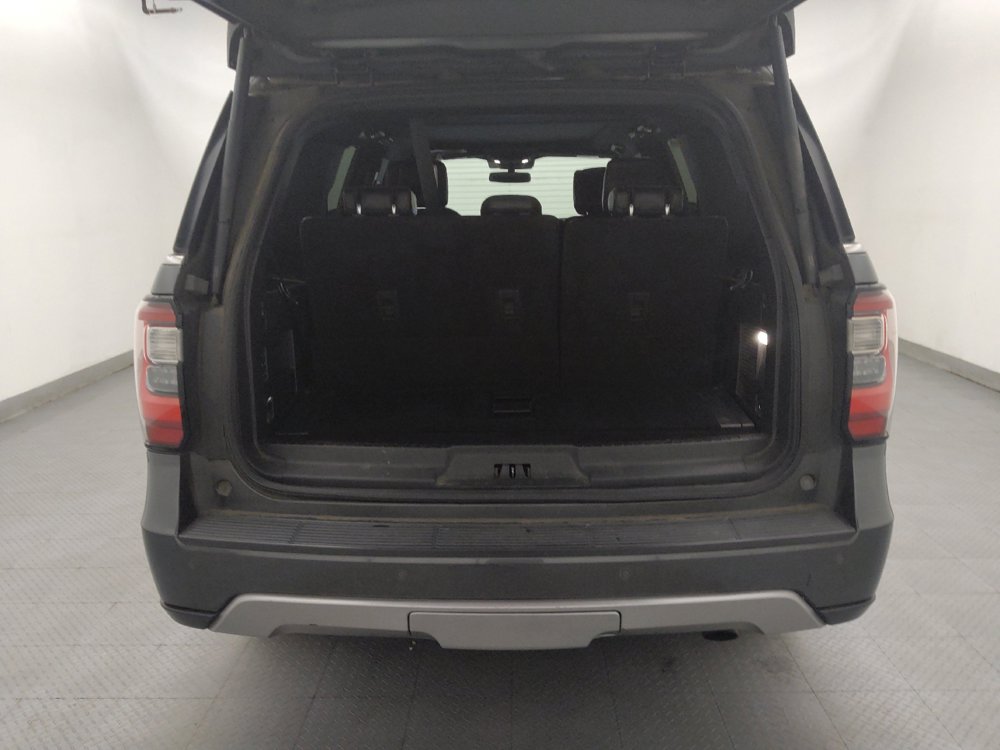 Used 2018 Ford Expedition Limited w/ Equipment Group 301A RWD image 29
