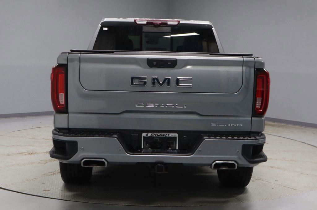 Used 2023 GMC Sierra 1500 Denali Ultimate AWD/4WD image 9