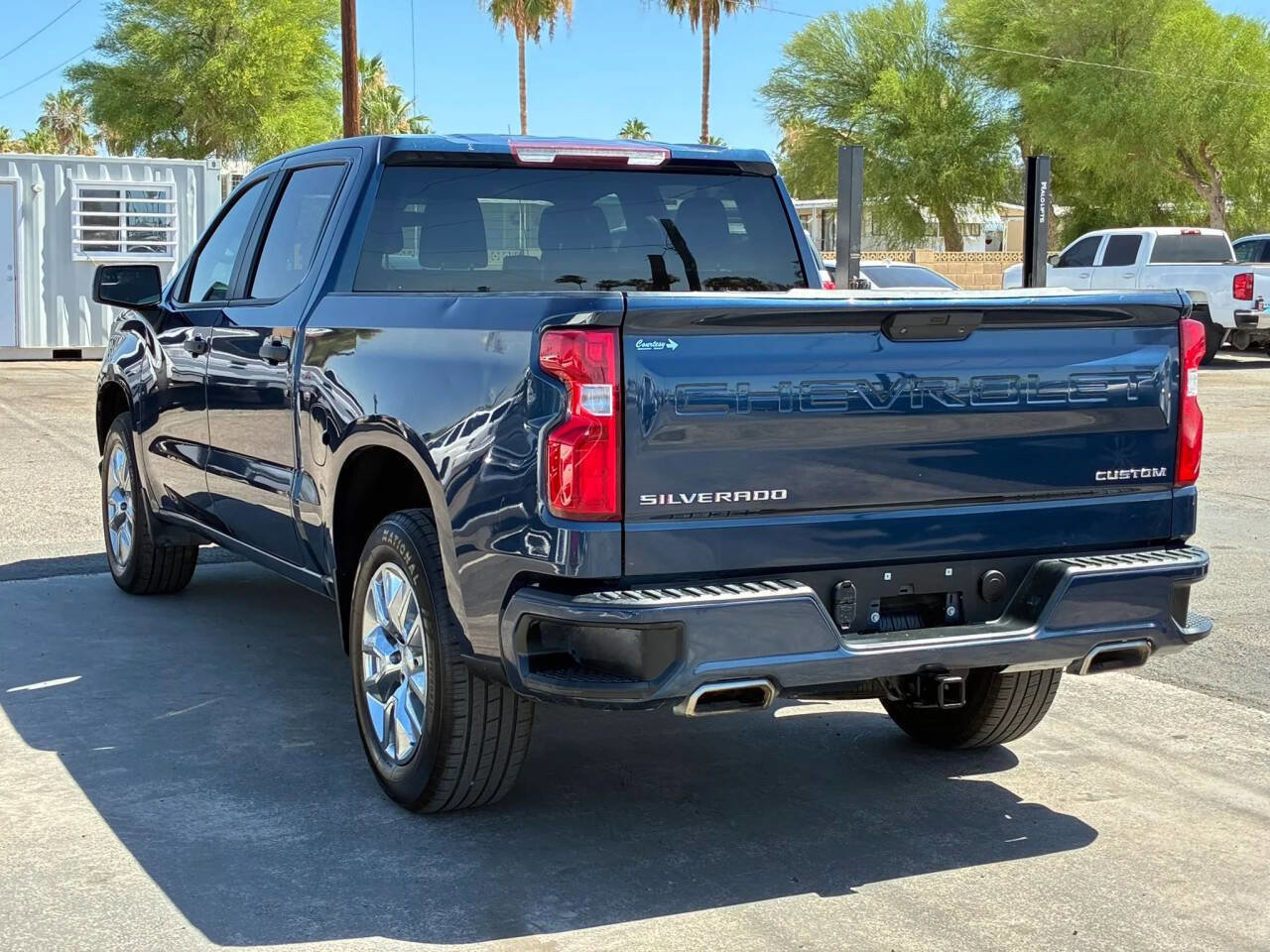 Used 2020 Chevrolet Silverado 1500 Custom w/ Custom Value Package RWD image 4