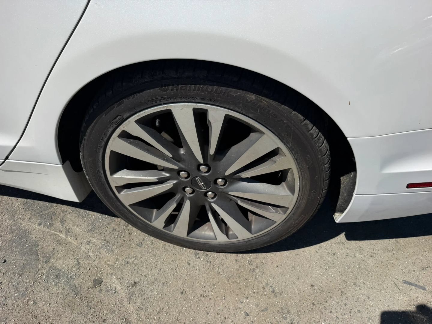 Used 2017 Lincoln MKZ Reserve w/ Climate Package FWD image 34