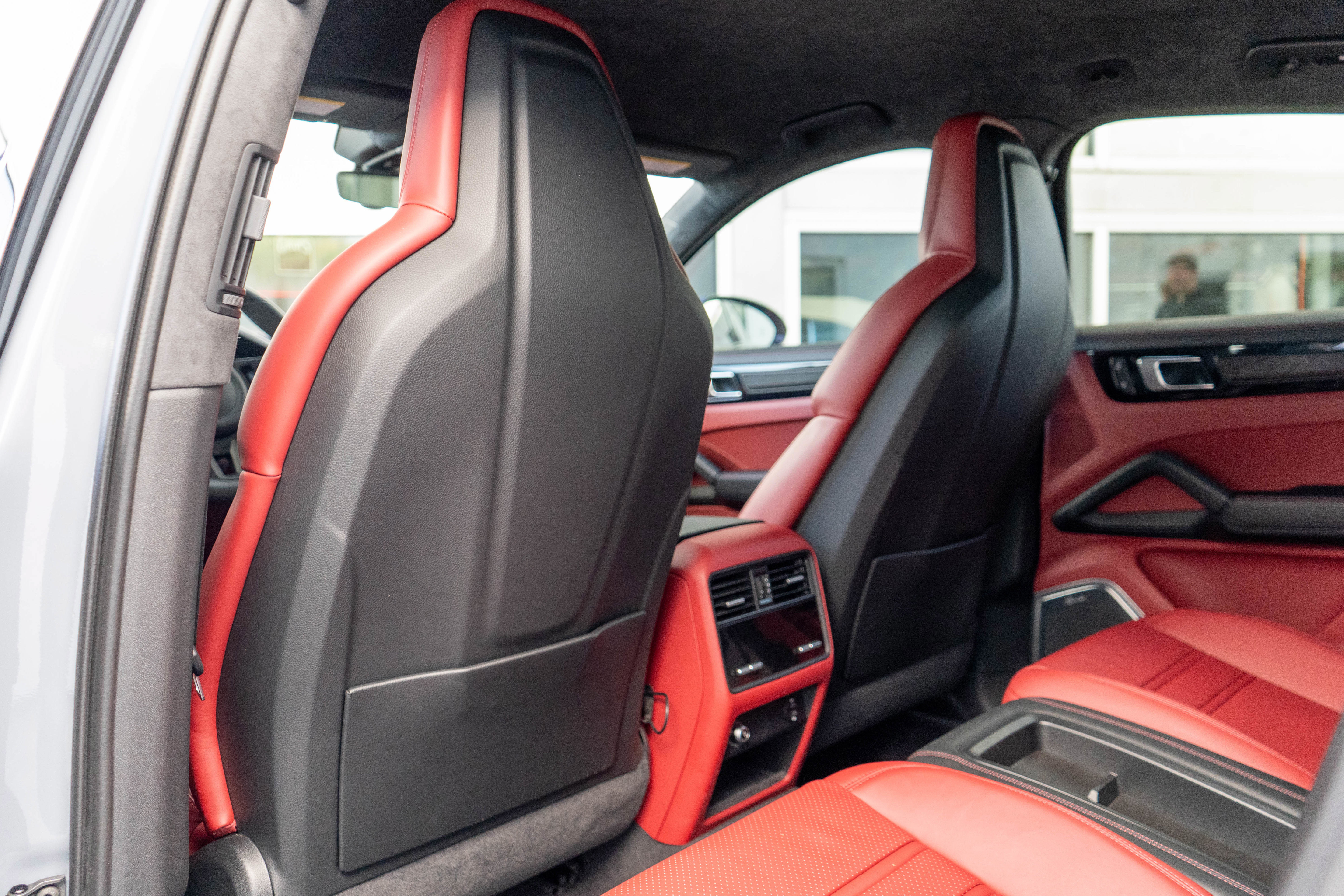 Used 2023 Porsche Cayenne Turbo GT AWD/4WD image 26
