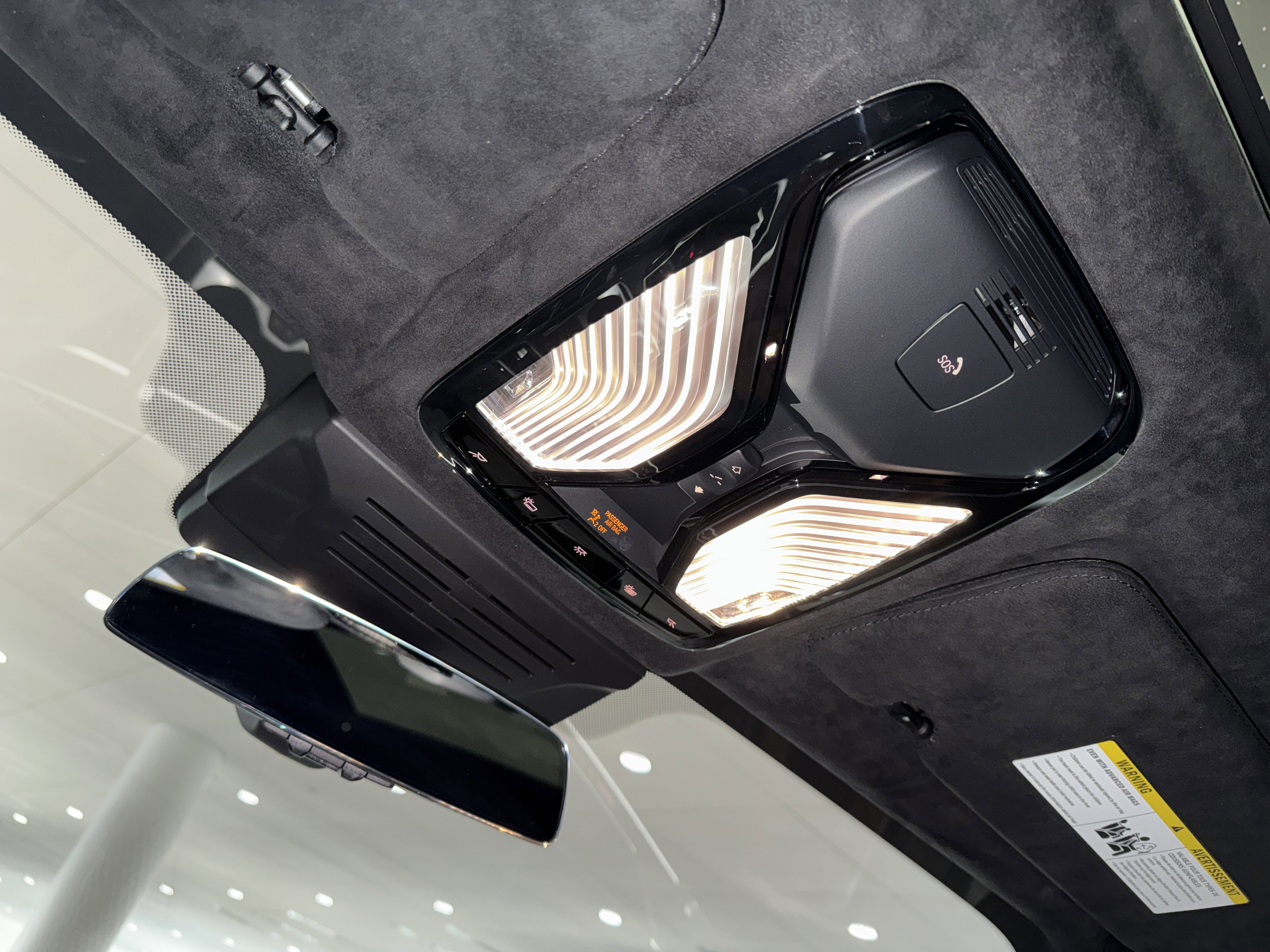 New 2026 BMW X7 M60i image 23