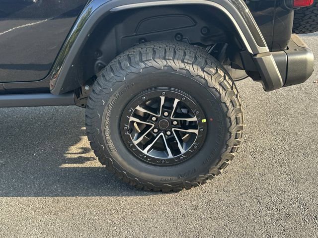 New 2025 Jeep Wrangler Unlimited Rubicon image 18