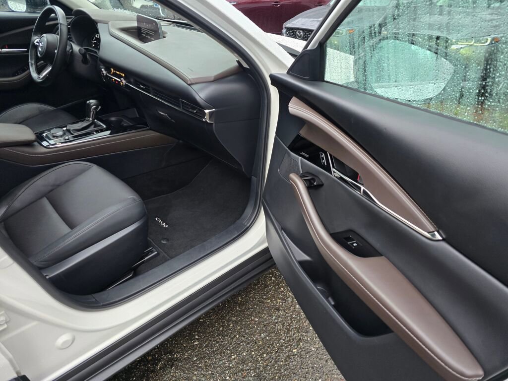 Certified 2022 MAZDA CX-30 2.5 Turbo w/ Premium Plus Pkg image 38