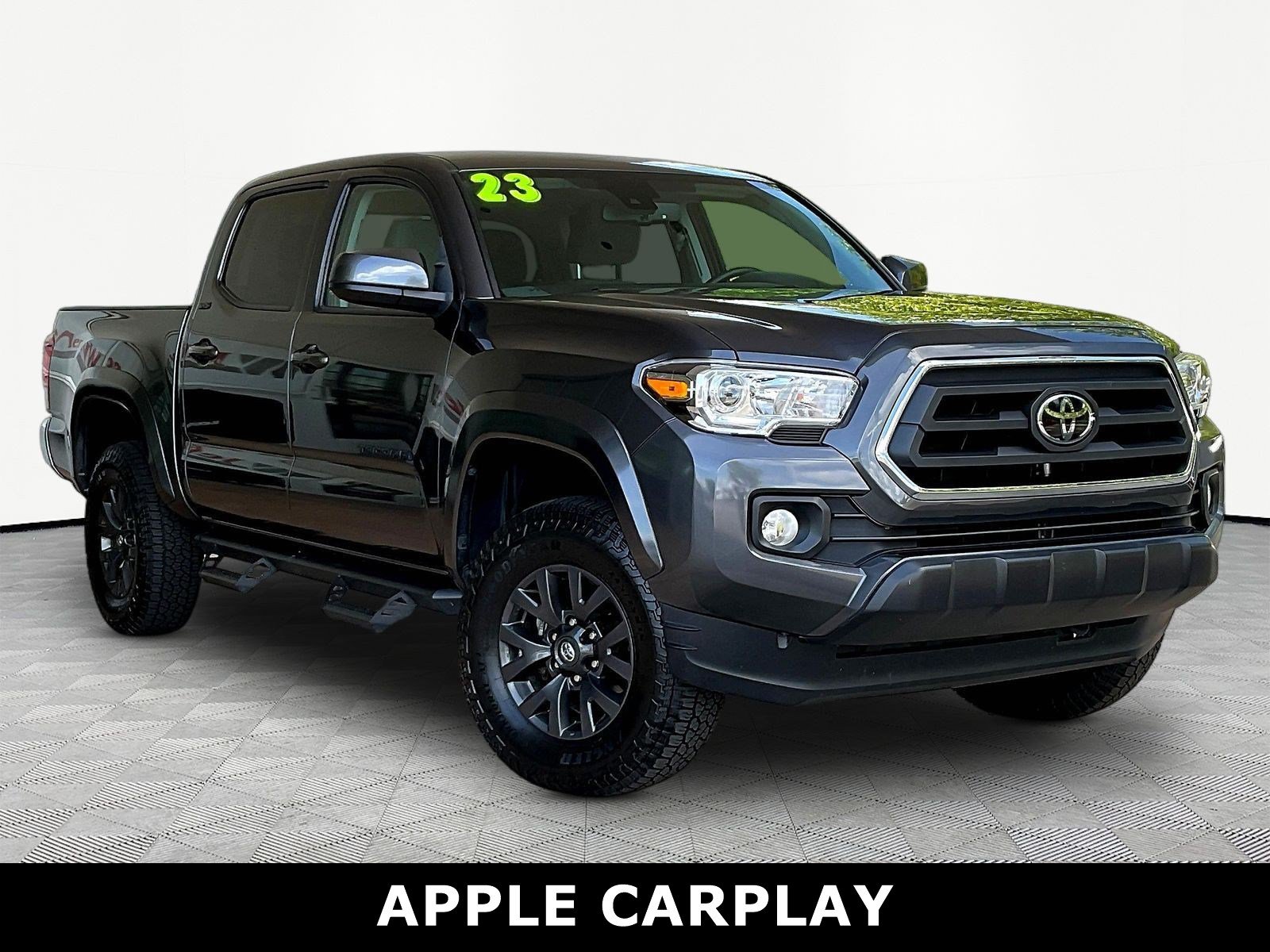 Certified 2023 Toyota Tacoma SR5 AWD/4WD image 3