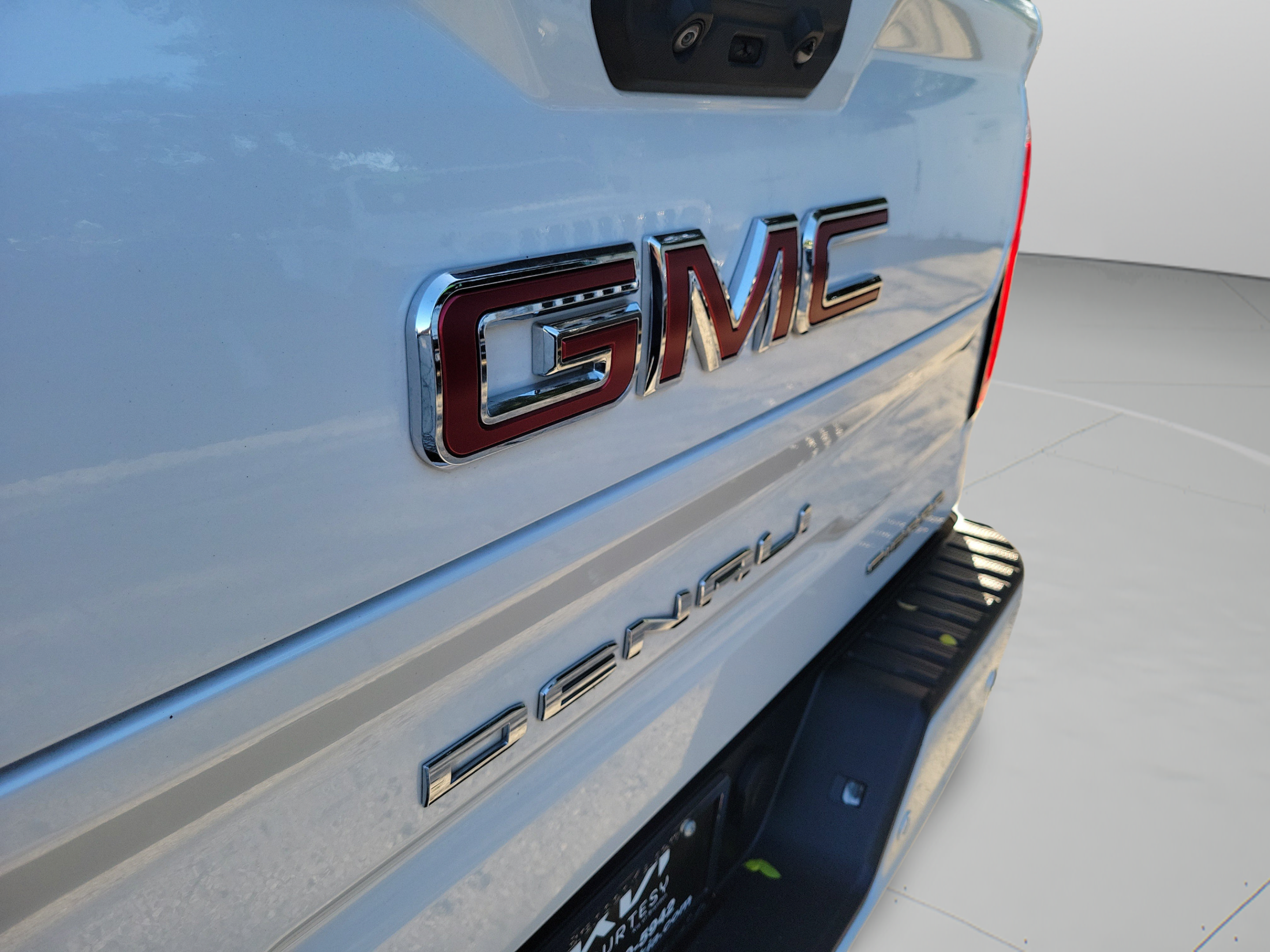 Used 2022 GMC Sierra 1500 Denali w/ Denali Reserve Package AWD/4WD image 31
