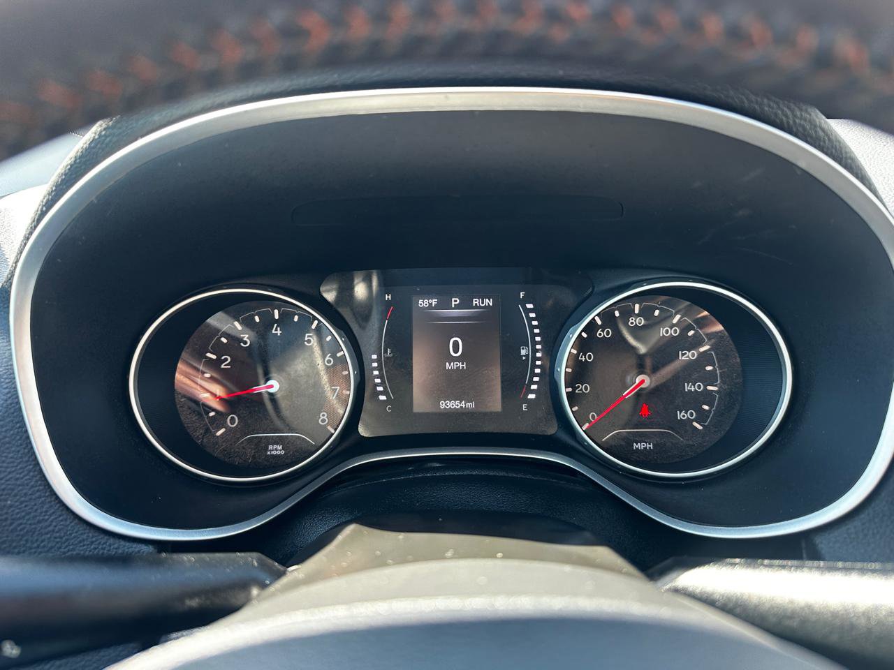 Used 2018 Jeep Compass Latitude w/ Cold Weather Group AWD/4WD image 9