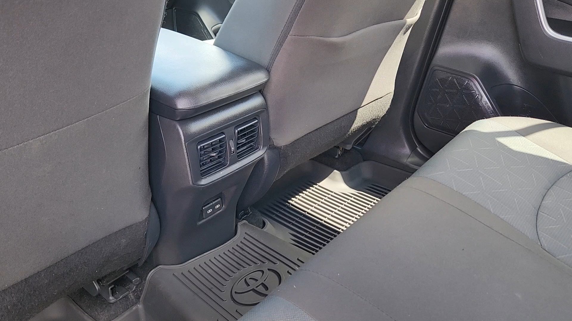 Certified 2025 Toyota RAV4 XLE AWD/4WD image 16