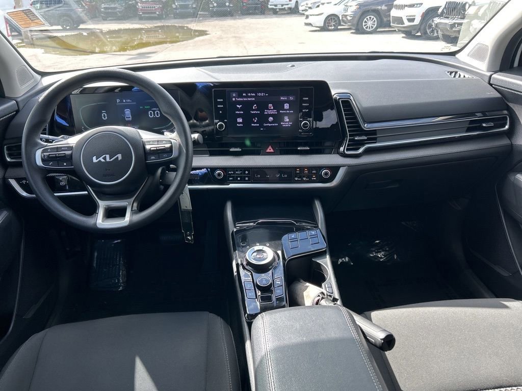 Used 2023 Kia Sportage LX image 32
