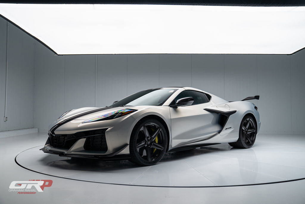 Used 2023 Chevrolet Corvette Z06 w/ Stealth Interior Trim Package image 3