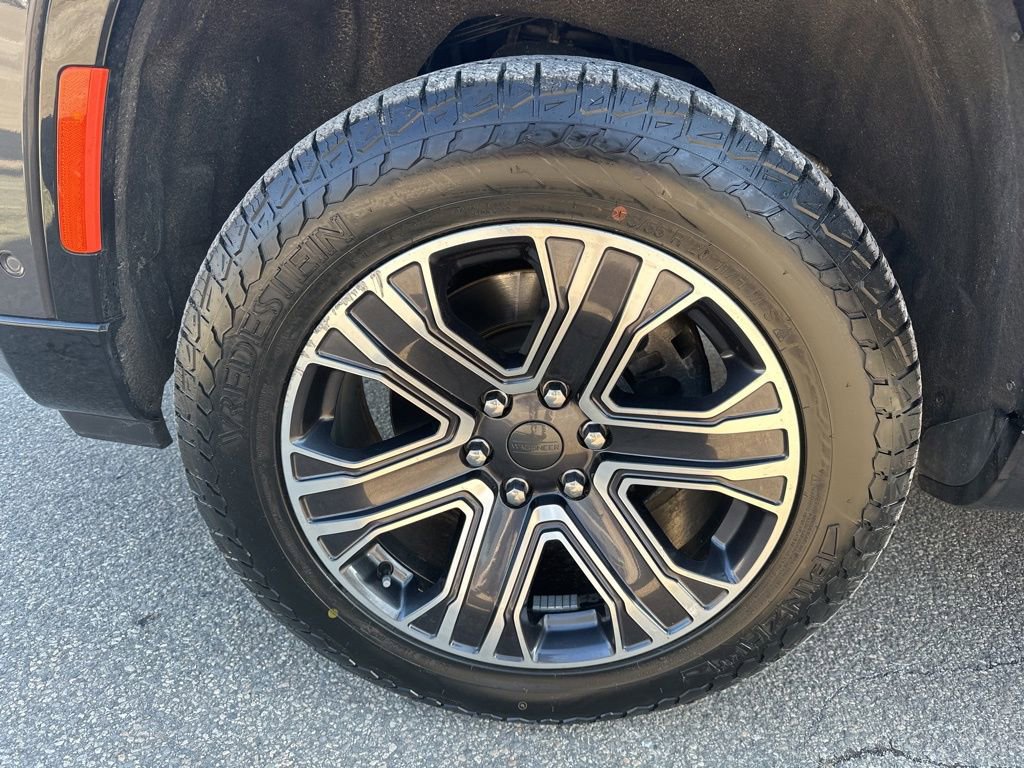 Used 2022 Jeep Wagoneer Series III image 35