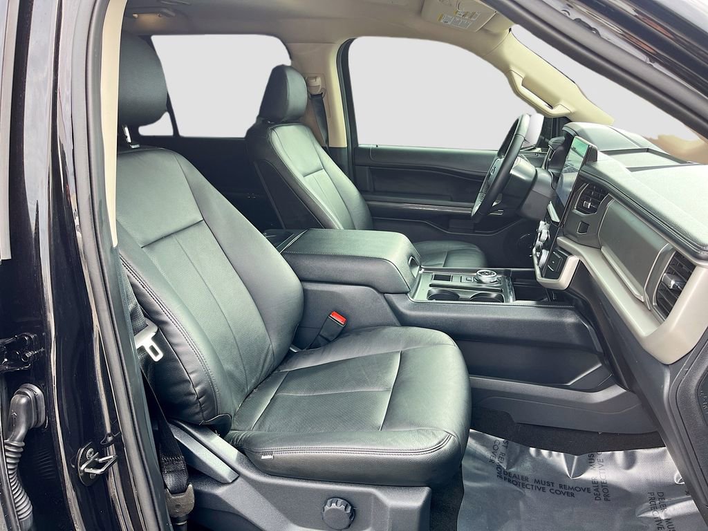 Used 2023 Ford Expedition XLT RWD image 28