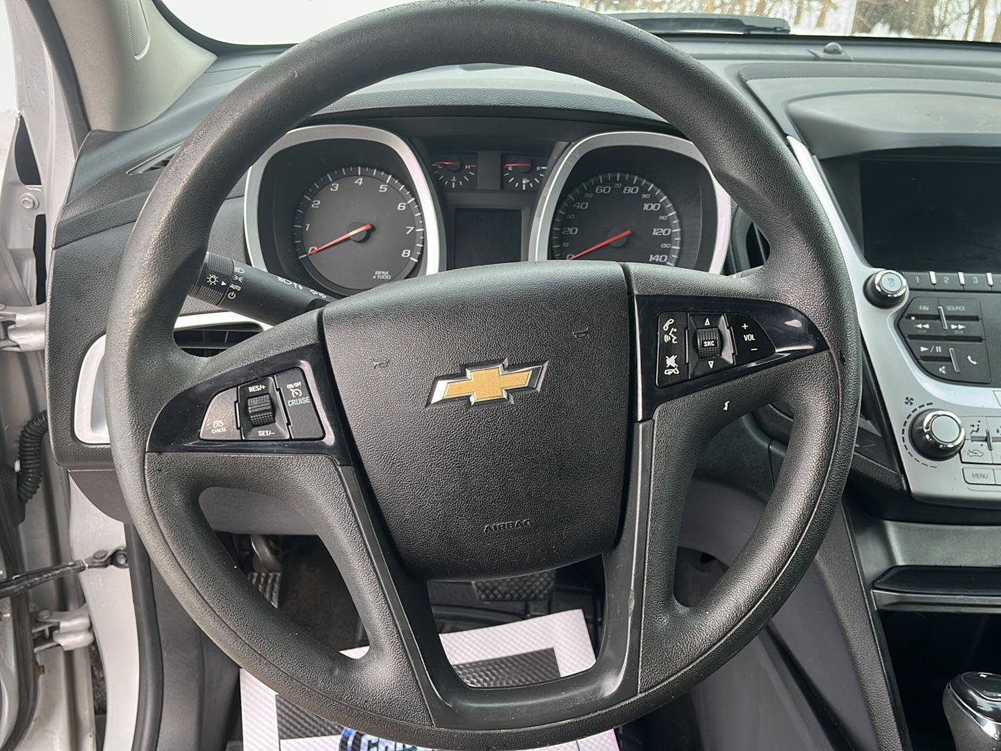 Used 2017 Chevrolet Equinox LS image 13