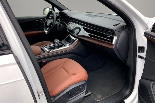 Used 2025 Audi Q7 2.0T Premium Plus w/ Premium Plus Package image 7